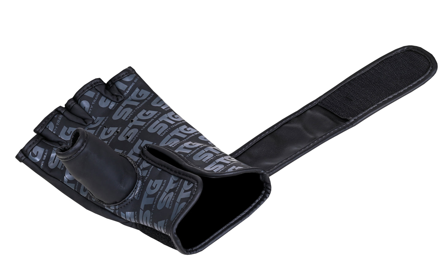 STG MMA gloves Black Edition